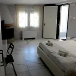 Dimore Pietrapenta Apartments, & - Via Lucana 223, Via Piave 23, Via Chiancalata 16, Vico Fornaci 9 Penzion Matera