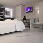 Penzion Dimore Pietrapenta Apartments, & - Via Lucana 223, Via Piave 23, Via Chiancalata 16, Vico Fornaci 9 4*