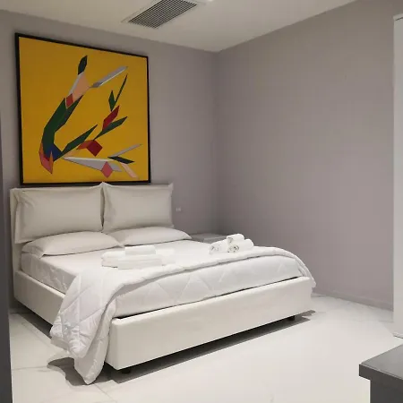 Dimore Pietrapenta Apartments, & - Via Lucana 223, Via Piave 23, Via Chiancalata 16, Vico Fornaci 9 בית הארחה מטרה