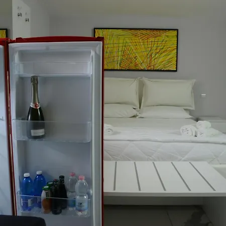 Dimore Pietrapenta Apartments, & - Via Lucana 223, Via Piave 23, Via Chiancalata 16 Pensjonat Matera