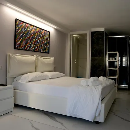 Гостевой дом Dimore Pietrapenta Apartments, & - Via Lucana 223, Via Piave 23, Via Chiancalata 16, Vico Fornaci 9 Матера