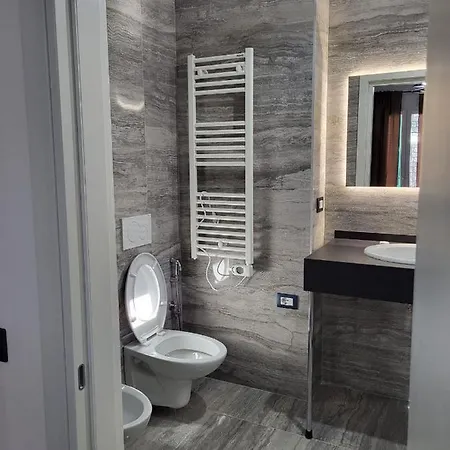 Dimore Pietrapenta Apartments, & - Via Lucana 223, Via Piave 23, Via Chiancalata 16, Vico Fornaci 9 בית הארחה 4*