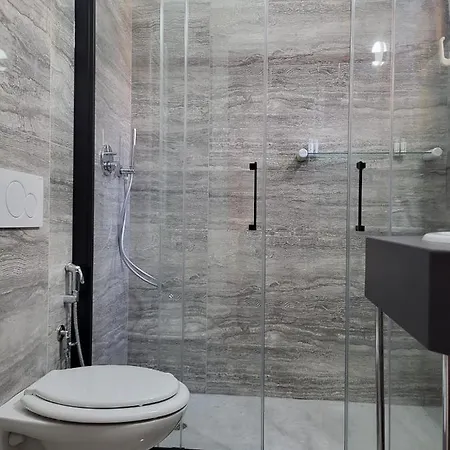 בית הארחה Dimore Pietrapenta Apartments, & - Via Lucana 223, Via Piave 23, Via Chiancalata 16, Vico Fornaci 9 מטרה