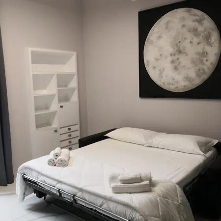 Dimore Pietrapenta Apartments, & - Via Lucana 223, Via Piave 23, Via Chiancalata 16, Vico Fornaci 9 Гостевой дом Матера