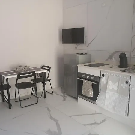 Dimore Pietrapenta Apartments, & - Via Lucana 223, Via Piave 23, Via Chiancalata 16, Vico Fornaci 9 Гостевой дом